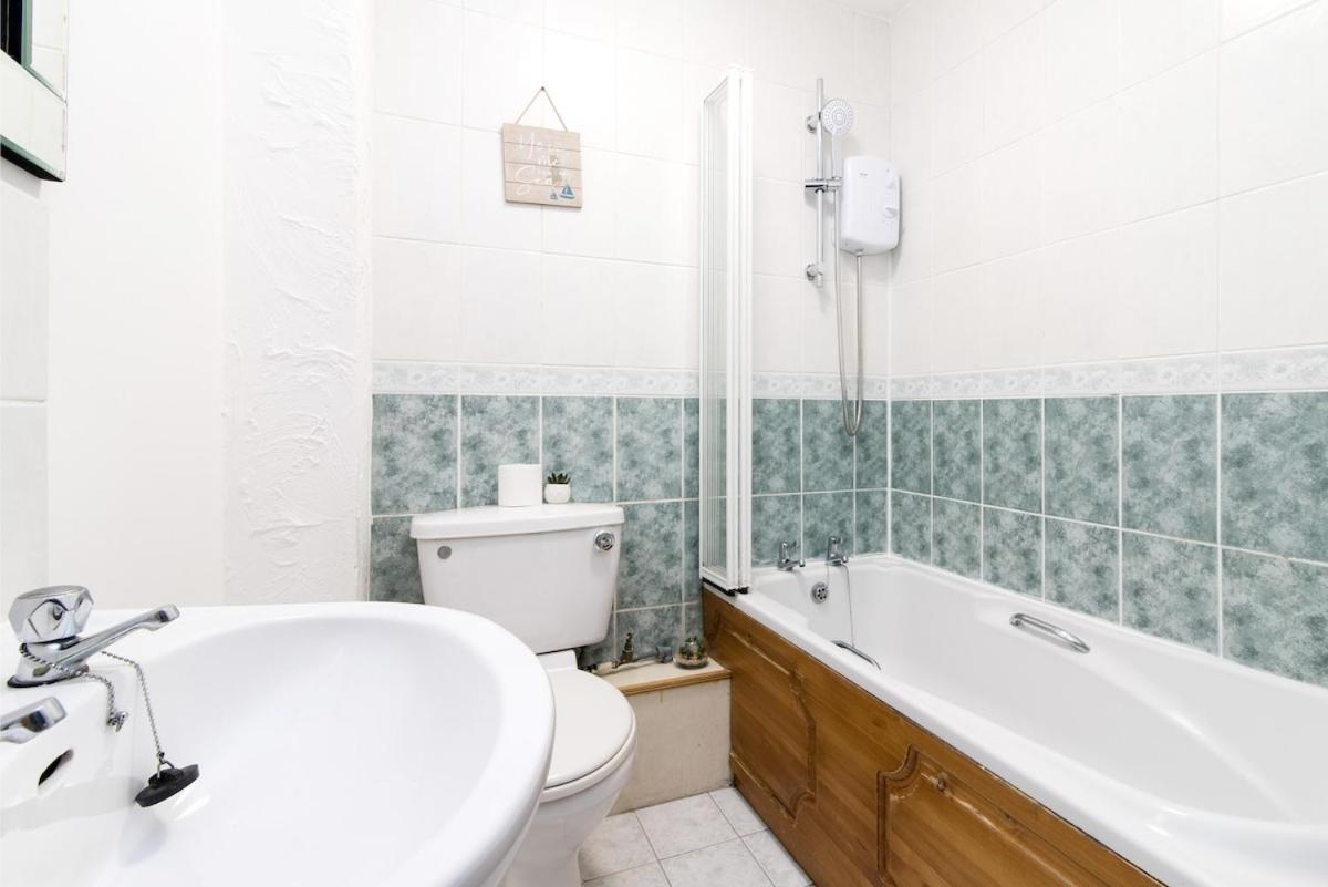 Aparthotel Lambley Court - Cozy Break In Mapperley à Nottingham Extérieur photo